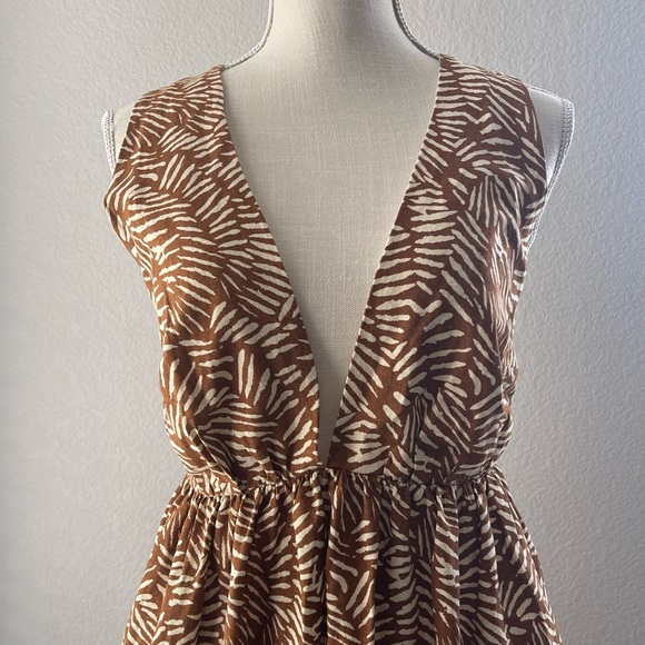 NWT House of Harlow Linen Dress Beachy Resortwear Halter Dress Size Medium - Picture 5 of 11